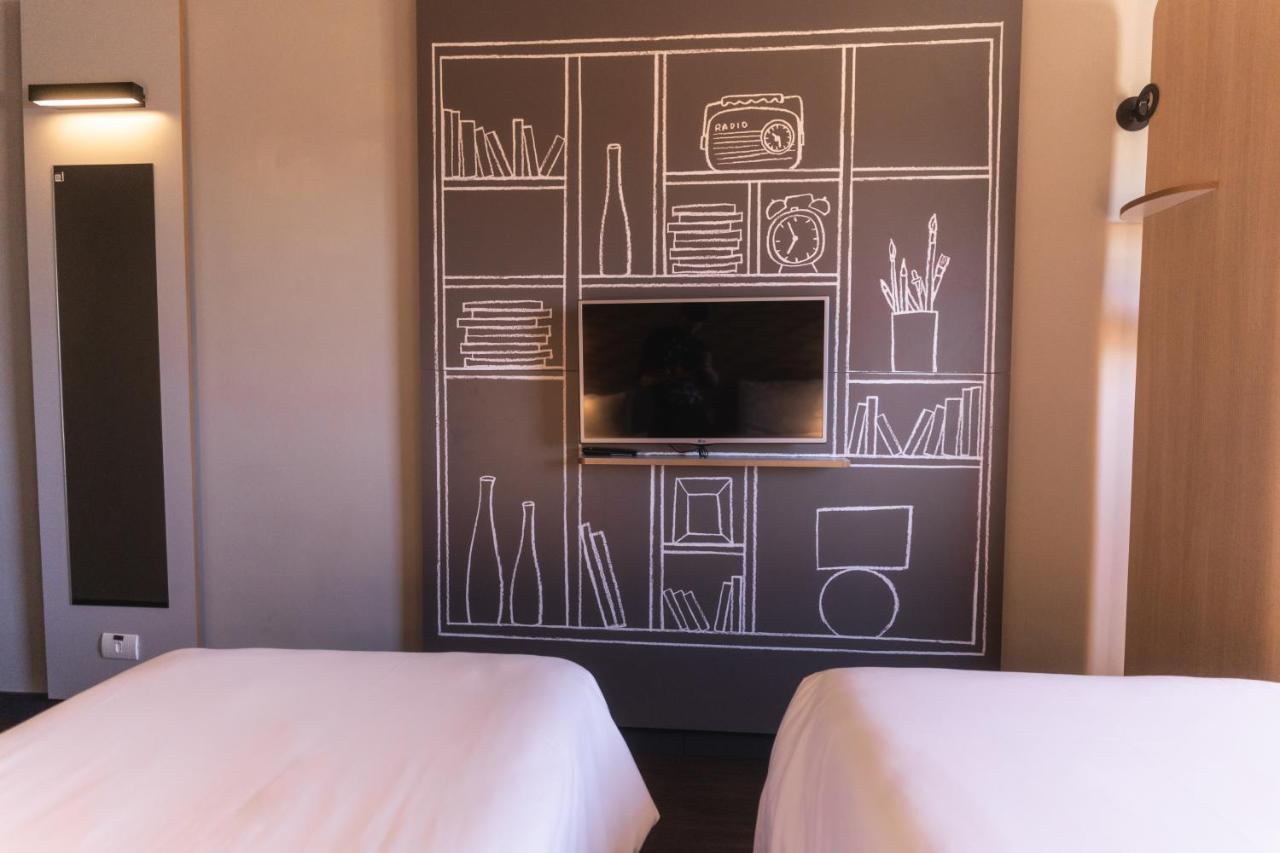 Ibis Lorena - Circuito Da Fe Екстер'єр фото